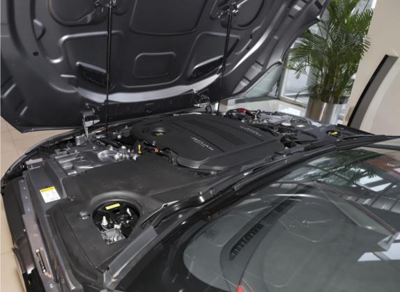 捷豹F-TYPE 2023款 P300 硬顶版 R-DYNAMIC BLACK 其他细节类   发动机舱