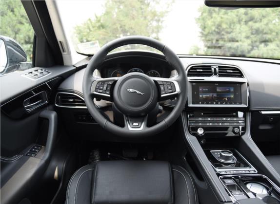 捷豹F-PACE 2018款 2.0T 四驱R-Sport运动版 中控类   驾驶位