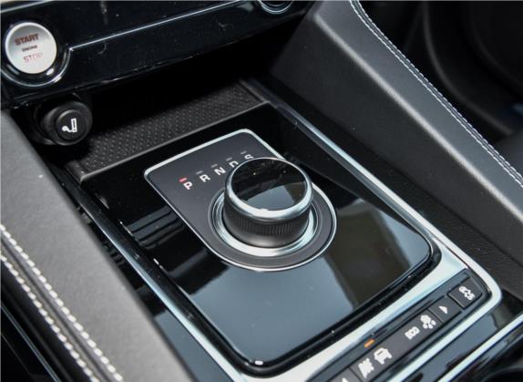 捷豹F-PACE 2018款 改款 2.0T 四驱R-Sport运动版 中控类   挡把