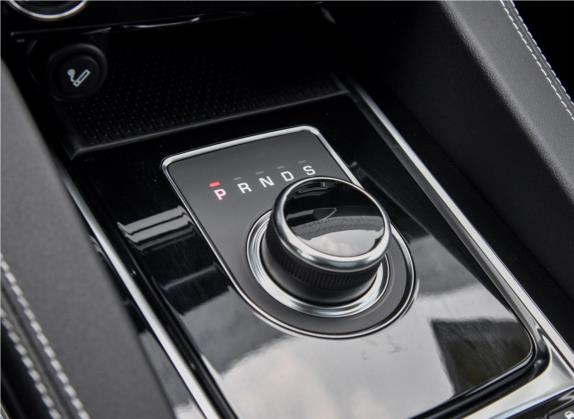 捷豹F-PACE 2019款 2.0T 四驱R-Sport运动版 中控类   挡把