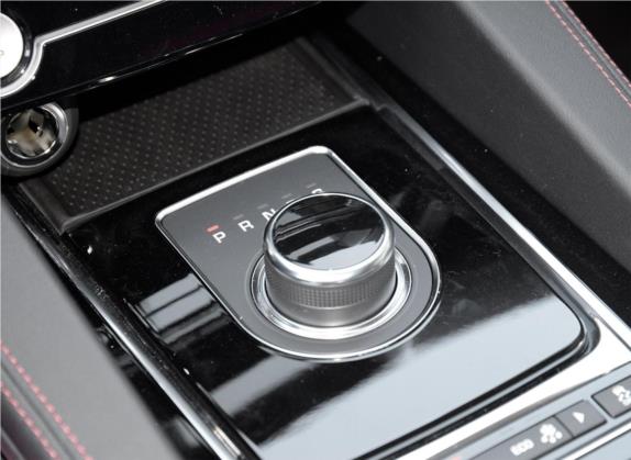 捷豹F-PACE 2020款 2.0T 赛旗版 中控类   挡把