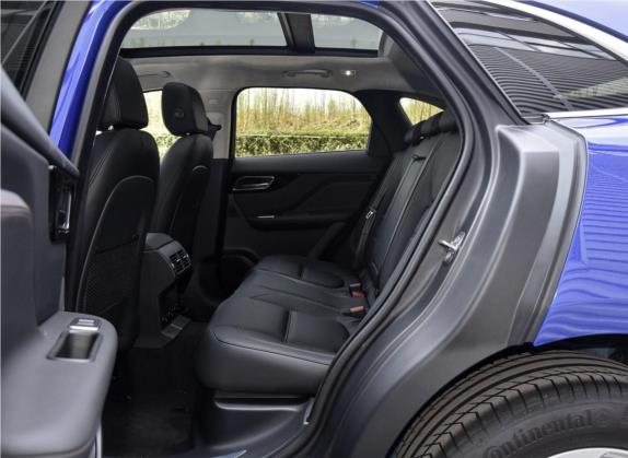 捷豹F-PACE 2020款 2.0T 都市尊享版 车厢座椅   后排空间