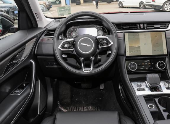 捷豹F-PACE 2021款 250PS 中控类   驾驶位