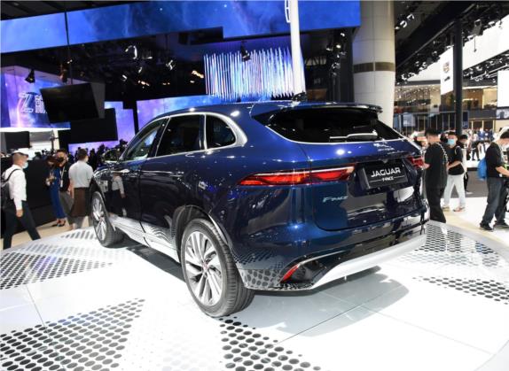 捷豹F-PACE 2022款 P250 HSE 外观   斜后