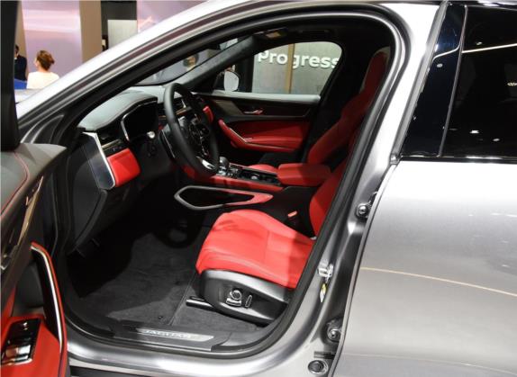 捷豹F-PACE 2023款 P400 SPORT 车厢座椅   前排空间