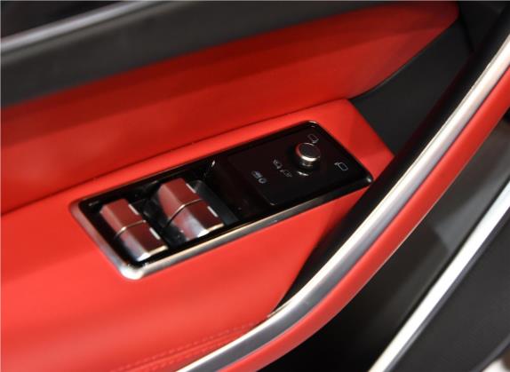 捷豹F-PACE 2023款 P400 SPORT 车厢座椅   门窗控制