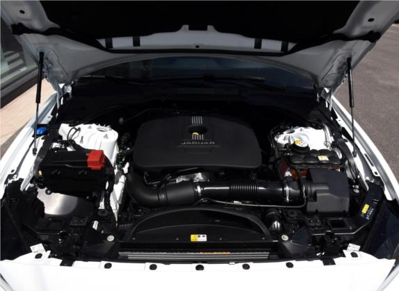捷豹XE 2017款 2.0T 200PS R-Sport 其他细节类   发动机舱