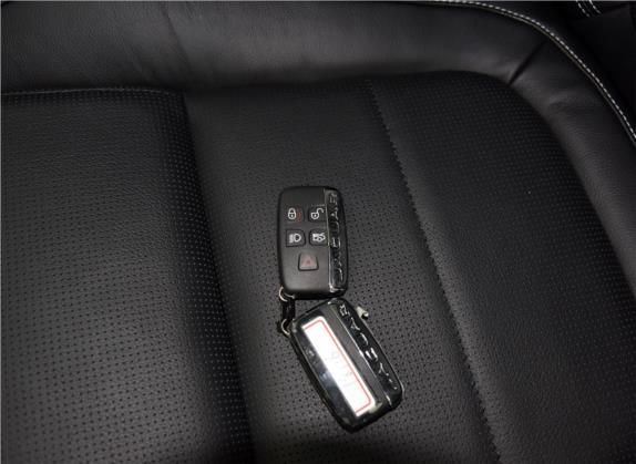 捷豹XE 2018款 2.0T 200PS 两驱R-Sport运动版 其他细节类   钥匙