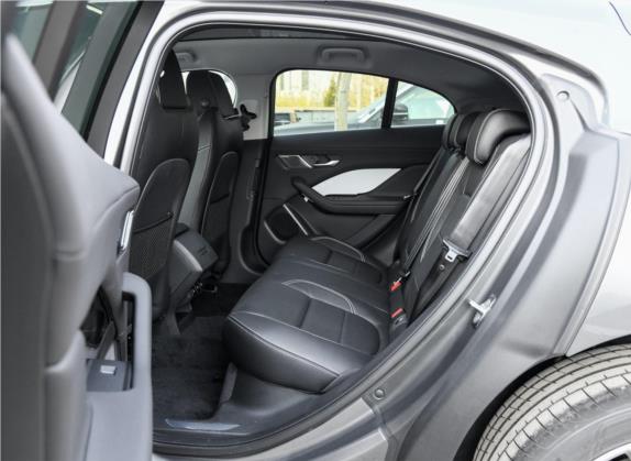捷豹I-PACE 2018款 EV400 SE 车厢座椅   后排空间