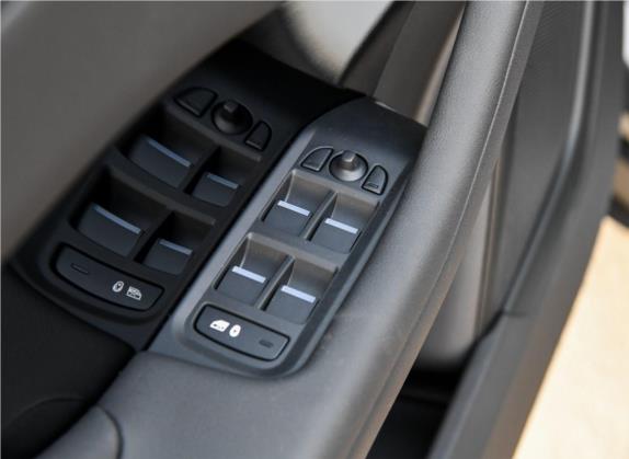 捷豹I-PACE 2018款 EV400 SE 车厢座椅   门窗控制