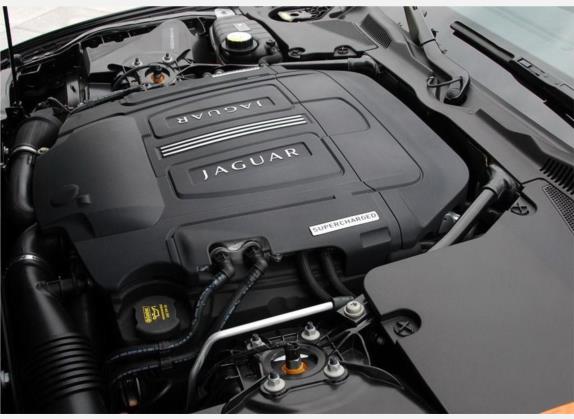捷豹XK 2009款 XKR 5.0L V8机械增压敞篷跑车 其他细节类   发动机舱