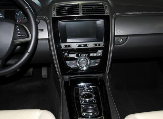 捷豹XK 2012款 XKR 5.0L 机械增压敞篷版 中控类   中控台