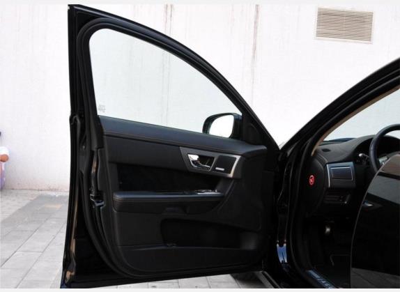 捷豹XF 2009款 XFR 5.0L V8机械增压版 车厢座椅   前门板