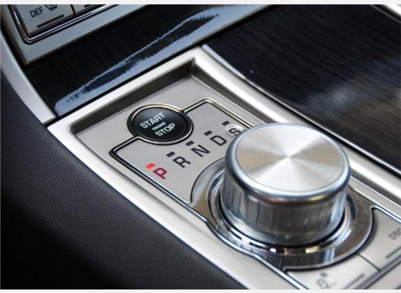 捷豹XF 2009款 XFR 5.0L V8机械增压版 中控类   挡把