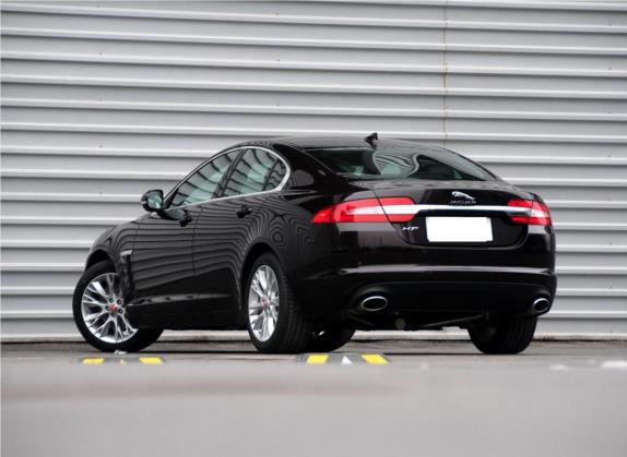 捷豹XF 2014款 XF 2.0T 豪华版 外观   斜后