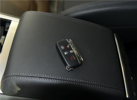 捷豹XF 2015款 XF 2.0T Sportbrake 风华版 其他细节类   钥匙