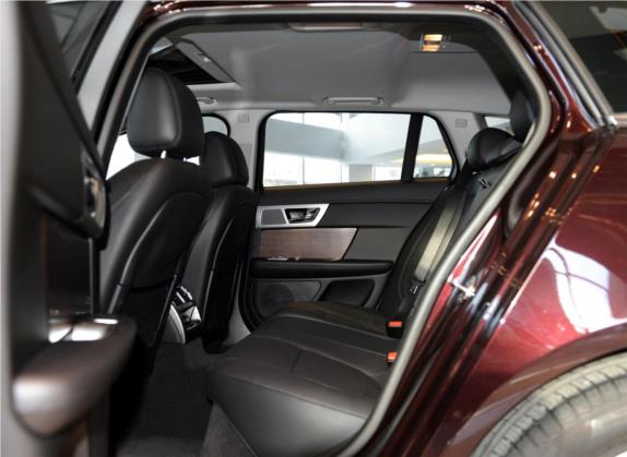 捷豹XF 2015款 XF 2.0T Sportbrake 风华版 车厢座椅   后排空间