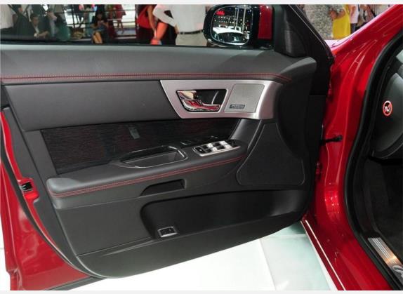 捷豹XF 2015款 XF 3.0 SC R-Sport 奢华版 车厢座椅   前门板