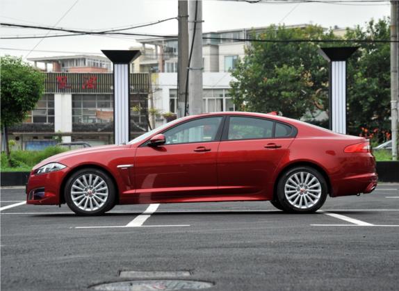 捷豹XF 2015款 XF 3.0 SC R-Sport 豪华版 外观   正侧