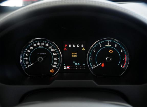 捷豹XF 2015款 XF 2.0T Sportbrake 豪华版 中控类   仪表盘