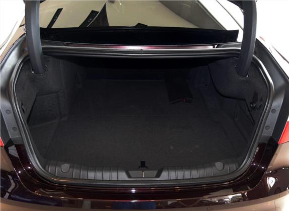 捷豹XF 2016款 XF 2.0T 两驱奢华版 车厢座椅   后备厢