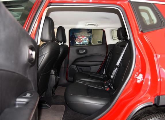 指南者 2017款 200T 自动舒享版 车厢座椅   后排空间