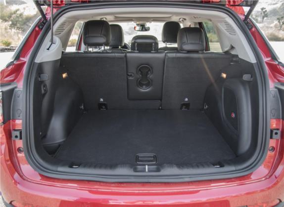 指南者 2017款 200TS 自动高性能四驱版 车厢座椅   后备厢