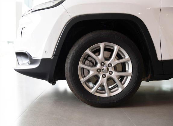 自由光 2016款 2.0L 智能版 其他细节类   前轮