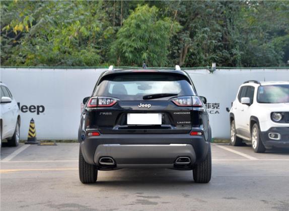 自由光 2019款 2.0T 两驱智享版 国V 外观   正后