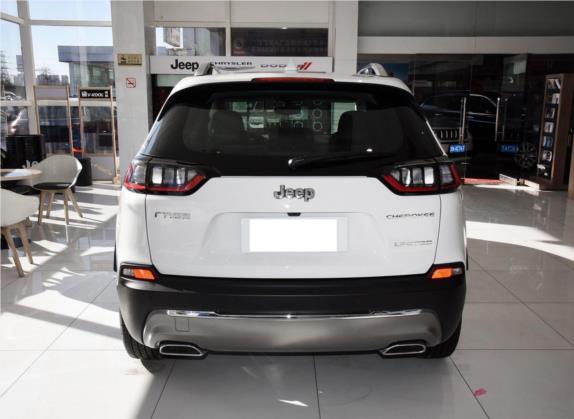 自由光 2019款 2.0T 两驱越享版 国V 外观   正后