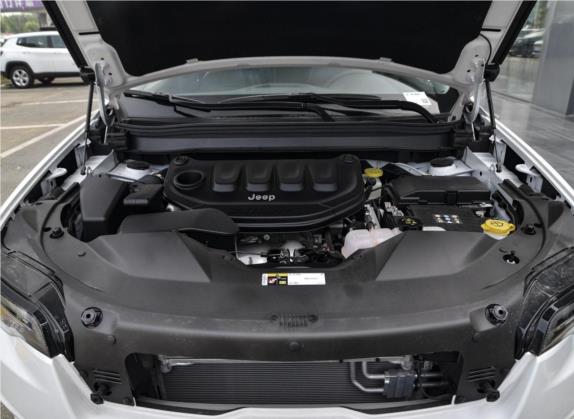 自由光 2019款 2.0L 两驱优享版 国VI 其他细节类   发动机舱
