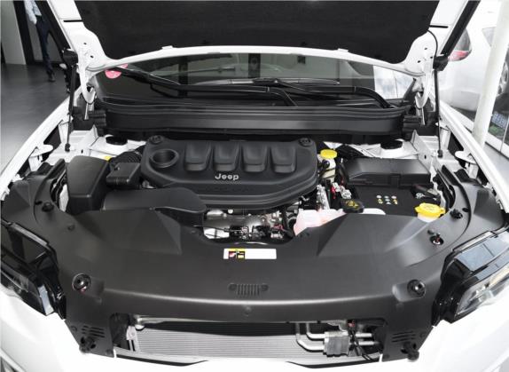 自由光 2019款 2.0L 两驱优享版 国V 其他细节类   发动机舱