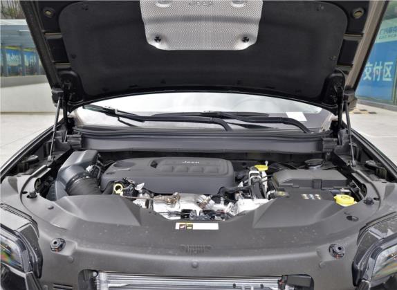 自由光 2020款 2.0T 四驱豪华版 其他细节类   发动机舱