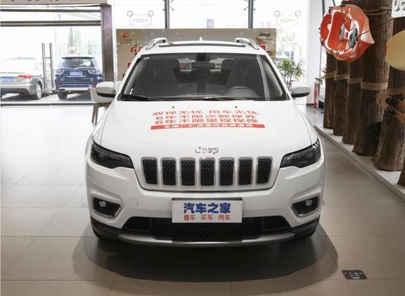 自由光 2020款  2.0L 两驱安全升级版 外观   正前