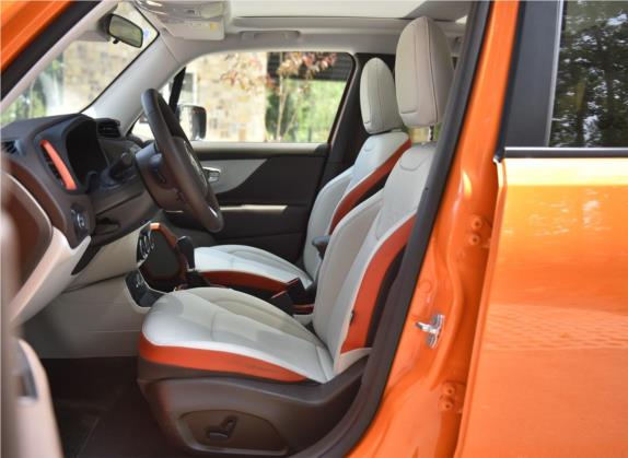 自由侠 2016款 1.4T 自动智能版 车厢座椅   前排空间