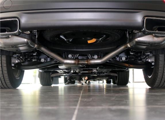 大指挥官 2018款 2.0T 两驱进享版 国V 其他细节类   后悬架