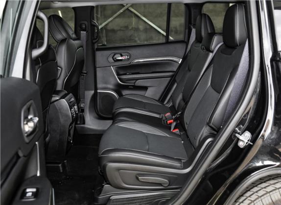 大指挥官PHEV 2020款 2.0T 插电混动精英版 车厢座椅   后排空间