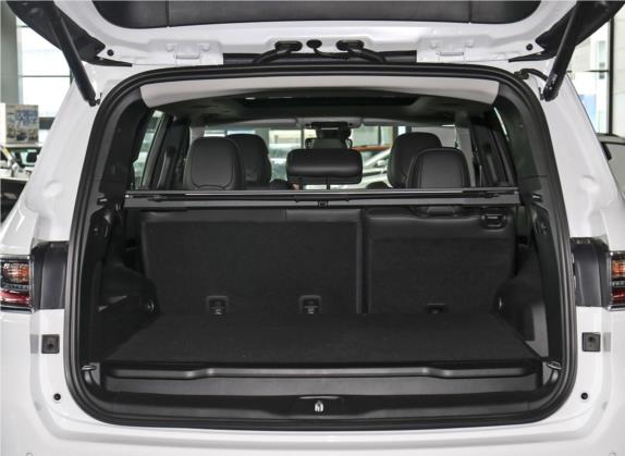 大指挥官PHEV 2020款 2.0T 插电混动精英版+自动驾驶智慧包 车厢座椅   后备厢