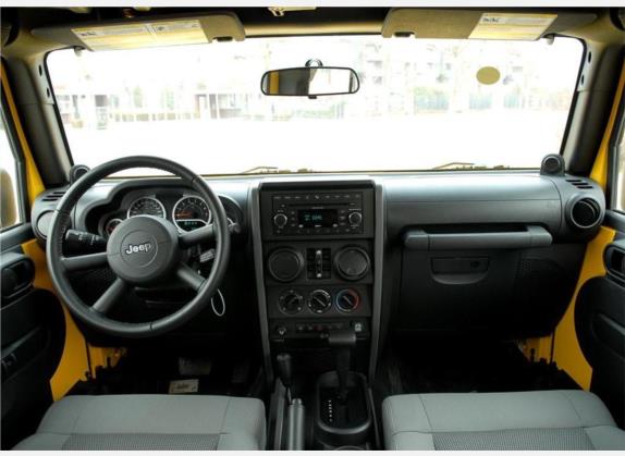 牧马人 2009款 3.8L Rubicon 四门版 中控类   中控全图
