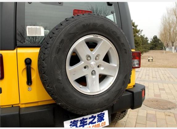牧马人 2009款 3.8L Rubicon 四门版 其他细节类   备胎