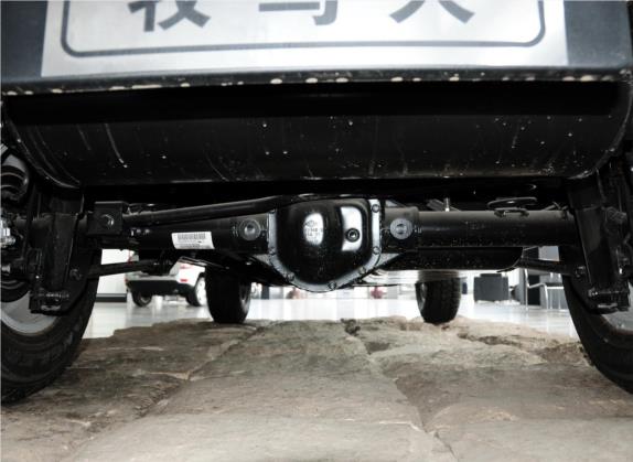 牧马人 2011款 3.8L Sahara 四门版 其他细节类   后悬架