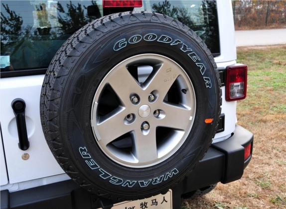 牧马人 2012款 3.6L Rubicon 四门版 其他细节类   备胎