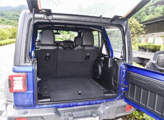 牧马人 2018款 2.0T Rubicon 四门版 车厢座椅   后备厢