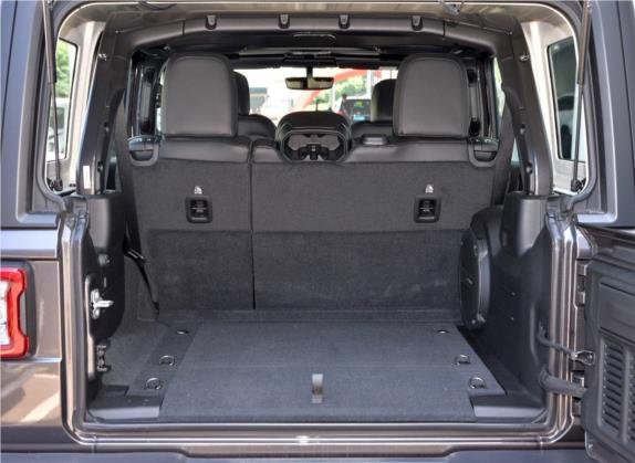 牧马人 2019款 2.0T Rubicon 四门版 国V 车厢座椅   后备厢