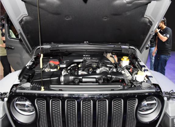 角斗士 2022款 3.6L 先行版 其他细节类   发动机舱