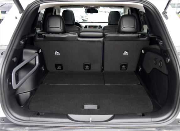 自由光(进口) 2015款 2.4L 精英版 车厢座椅   后备厢