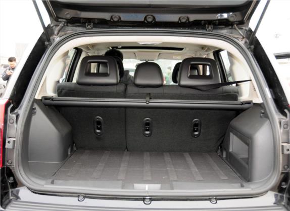 指南者(进口) 2014款 改款 2.0L 两驱进取版 车厢座椅   后备厢