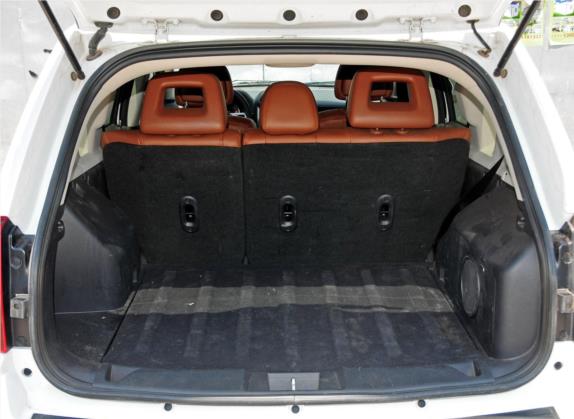 指南者(进口) 2014款 改款 2.4L 四驱豪华导航版 车厢座椅   后备厢