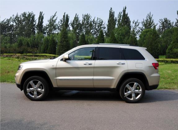 大切诺基(进口) 2011款 3.6L 旗舰版 外观   正侧