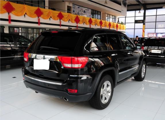 大切诺基(进口) 2012款 3.6L 旗舰导航版 外观   斜后